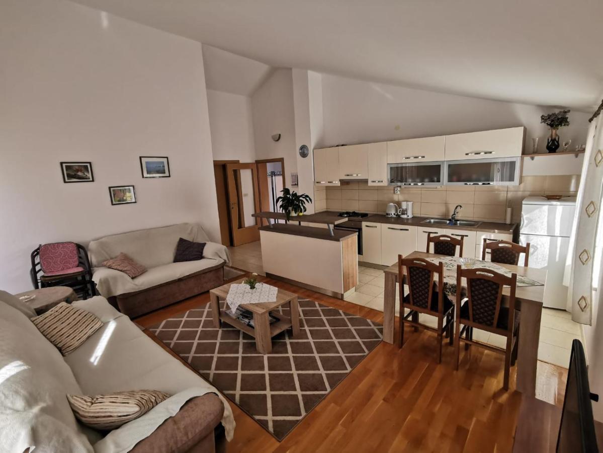Apartman Zora Podstrana Dış mekan fotoğraf